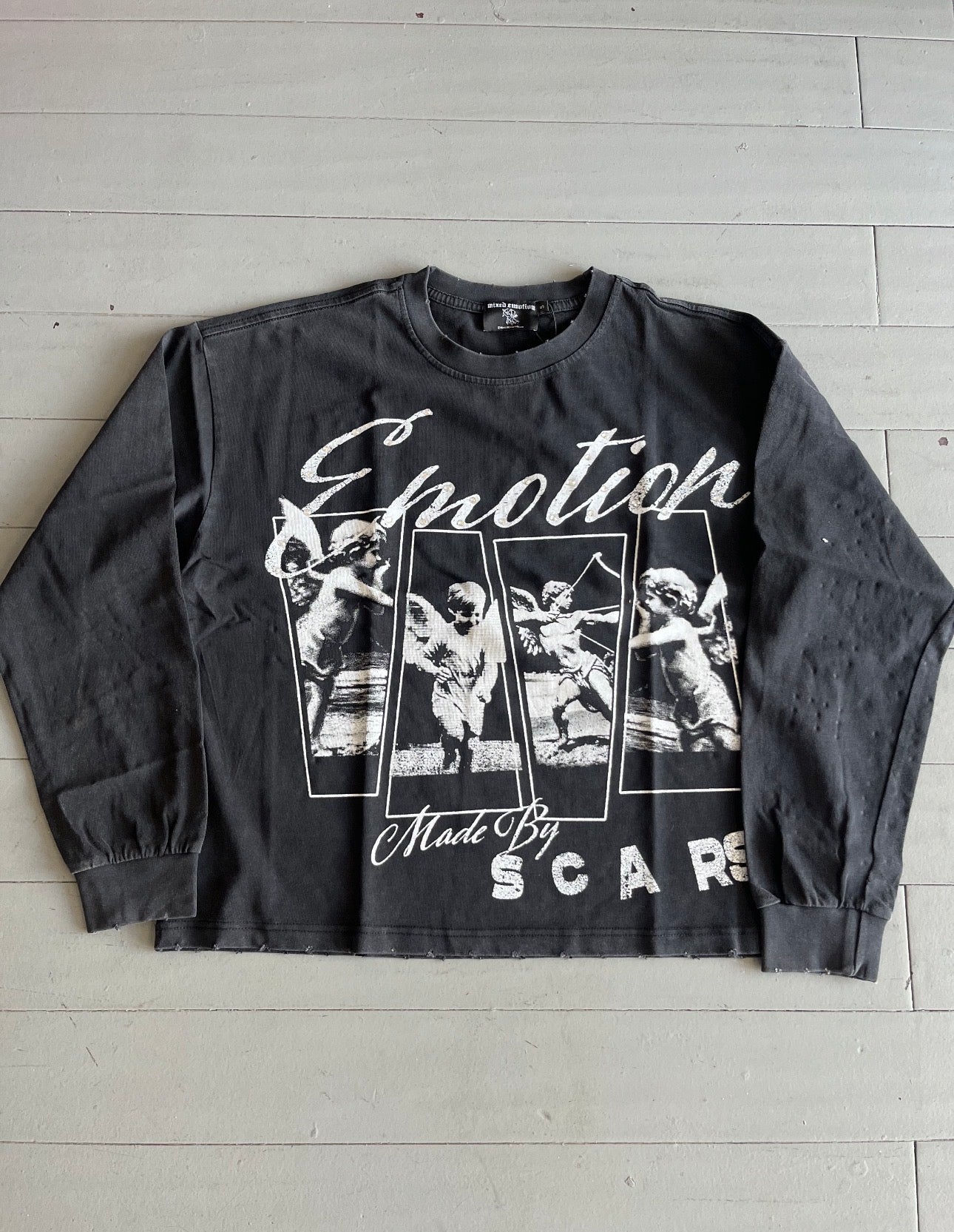 Mixed Emotions Arch Angel Longsleeve black/White