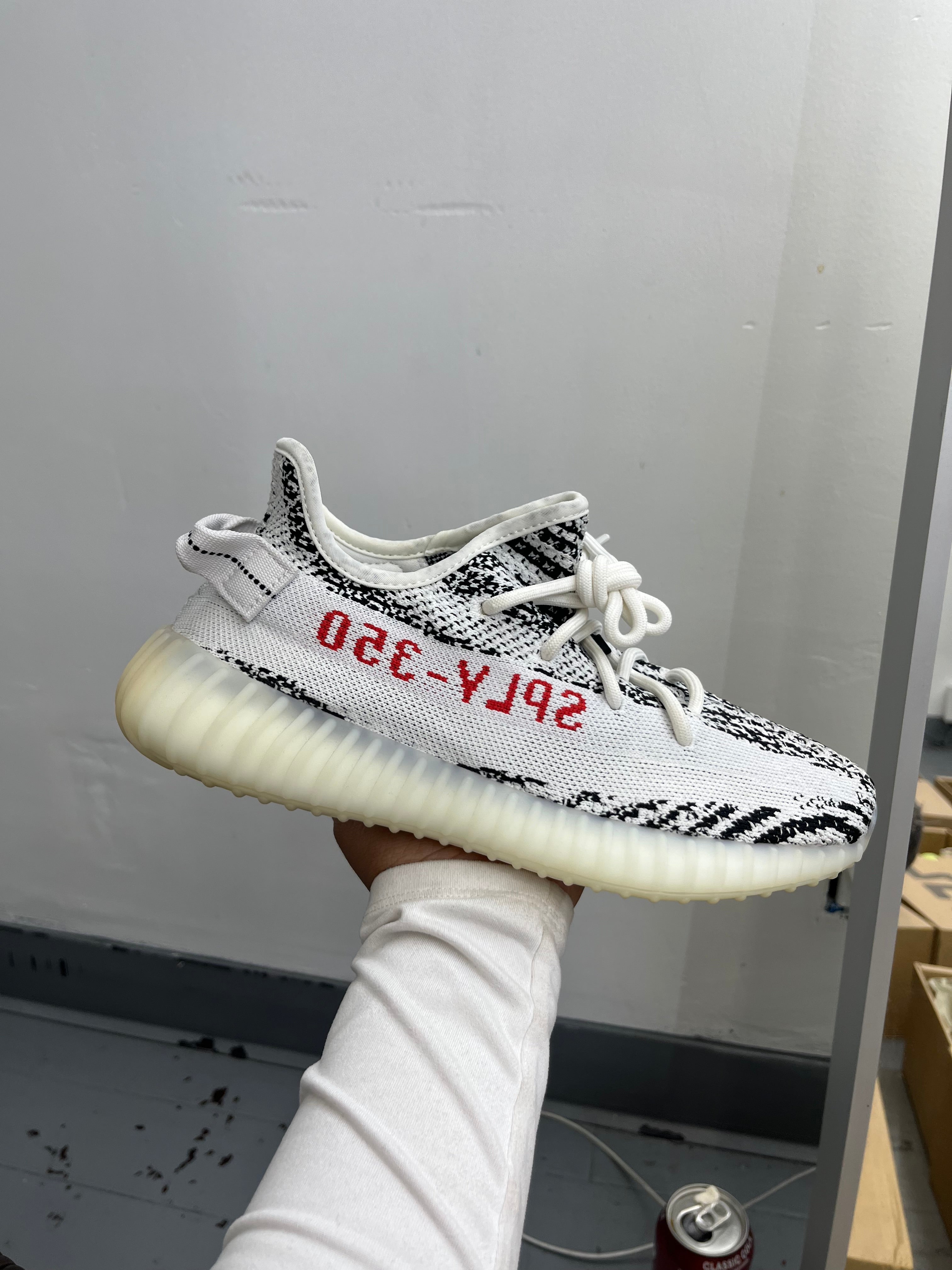 Adidas Yeezy boost 350 zebra
