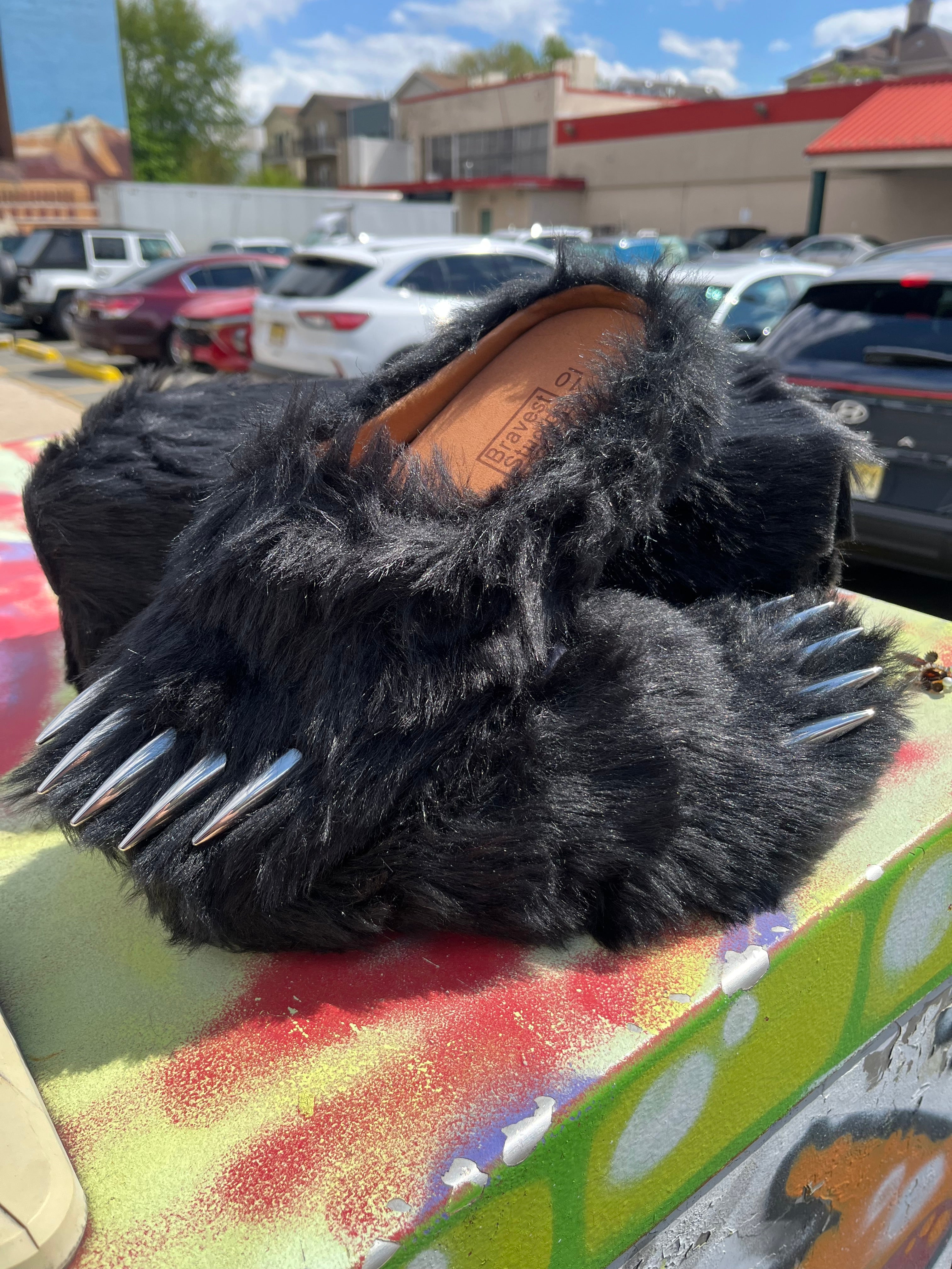 Bravest bear claws slides black